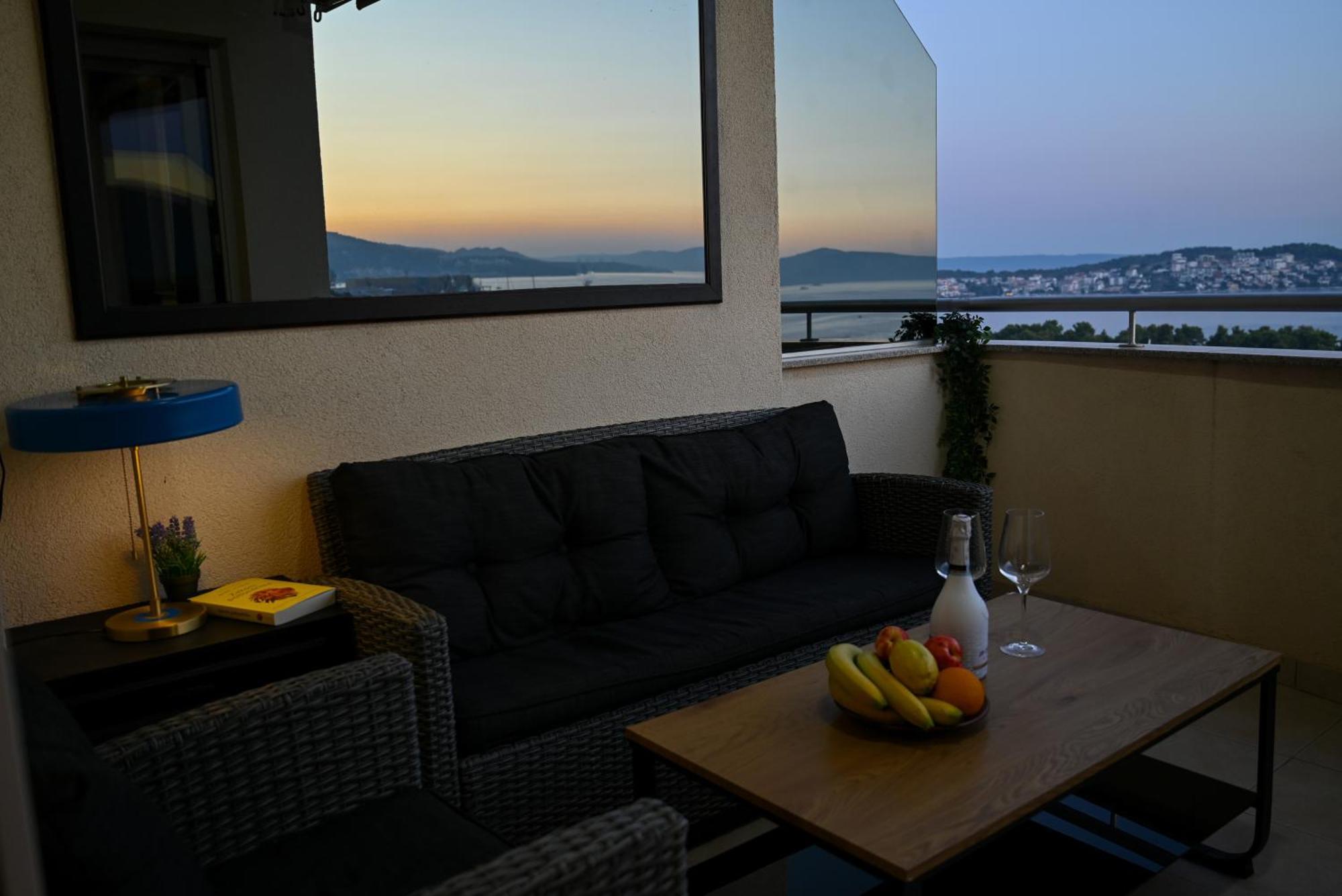 Sunny Place With Sea View Trogir Luaran gambar