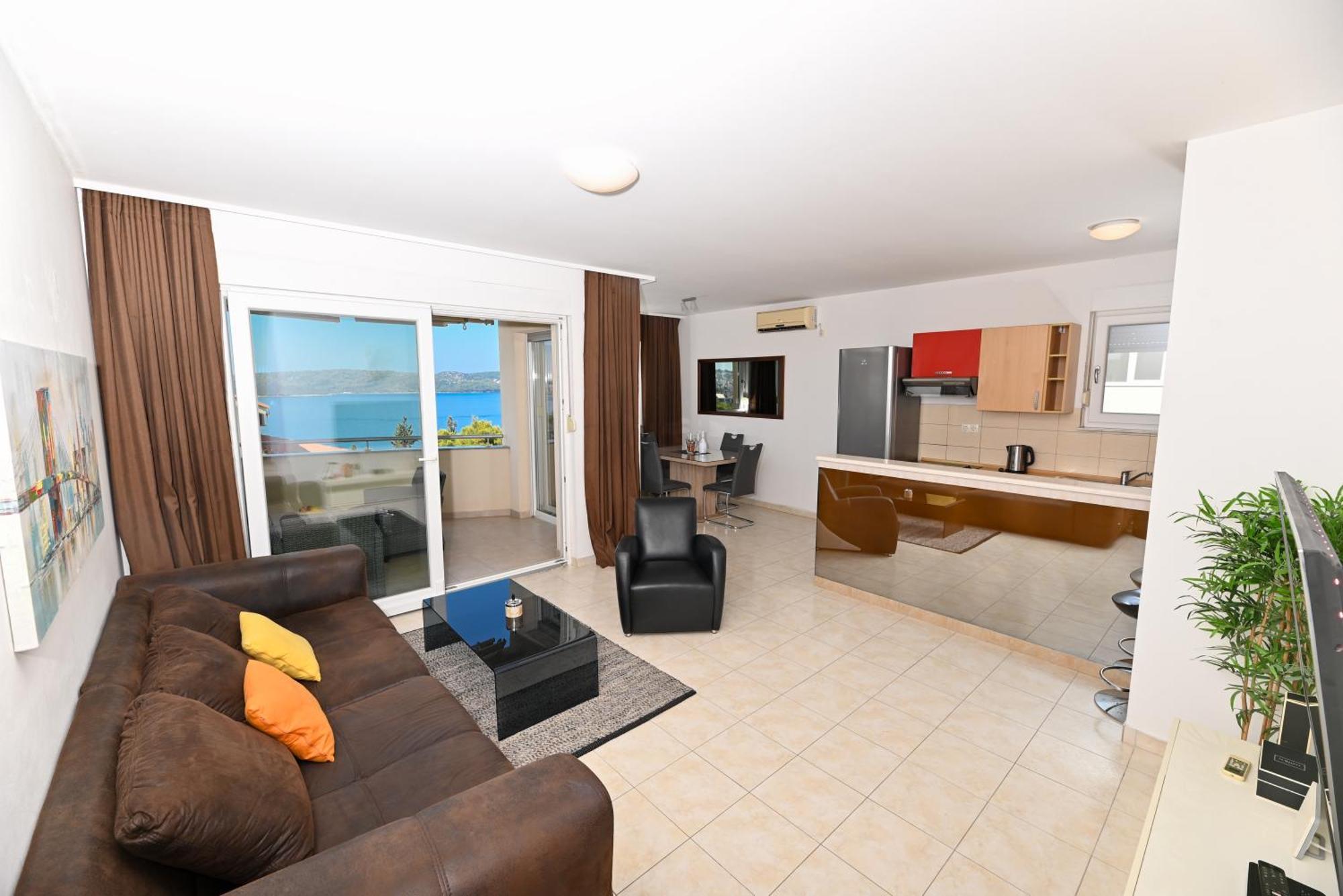 Sunny Place With Sea View Trogir Luaran gambar